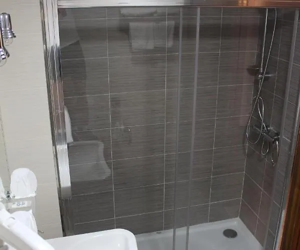 Rego Ξενοδοχείο *