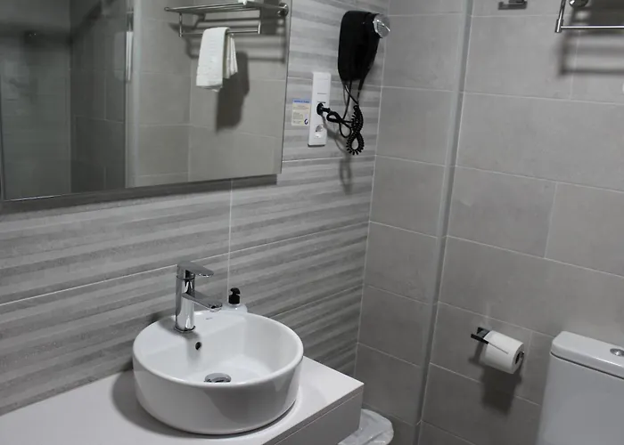 Ξενοδοχείο Rego *